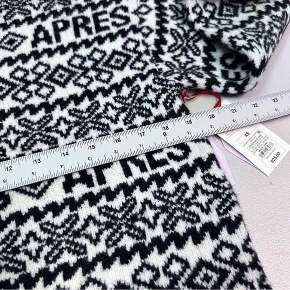 a new day Black and White Patterned Crew Neck Sweater - Picture 7 of 10